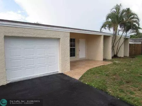 9881 NW 4th St, Pembroke Pines, FL 33024