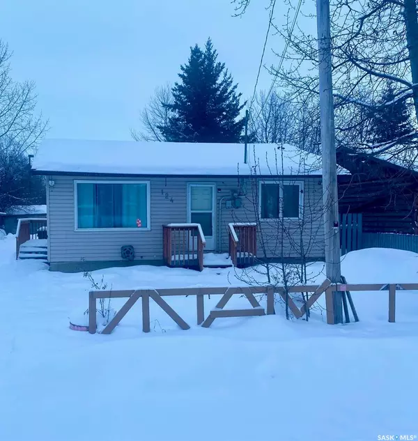 124 MacAuley STREET, La Ronge, SK S0J 1L0