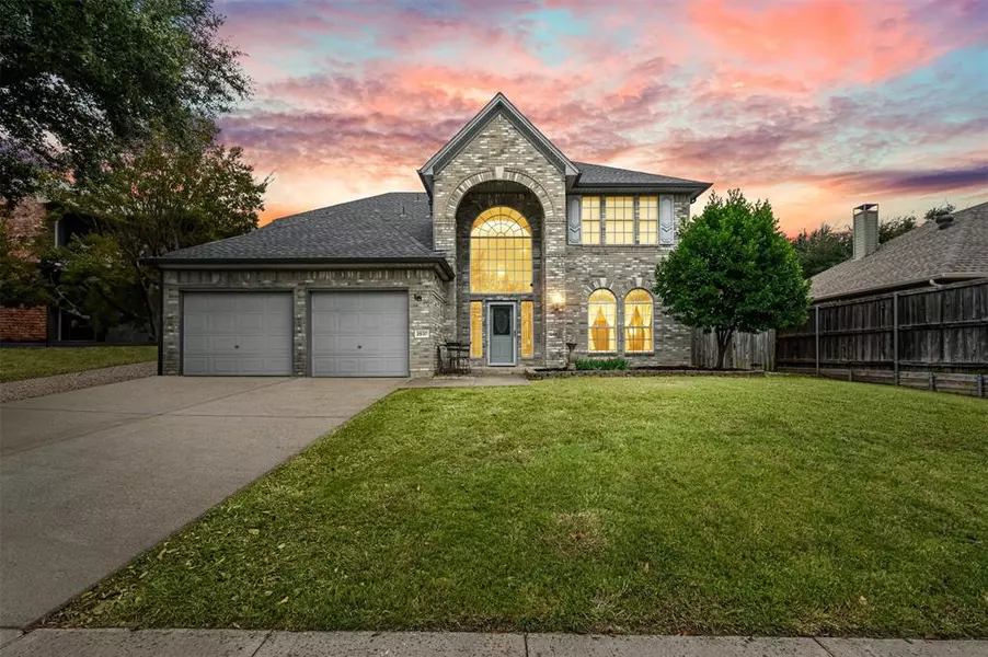 2837 Ingram Drive, Grand Prairie, TX 75052