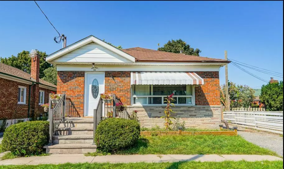 50 Mackinac CRES, Toronto E09, ON M1J 1P9