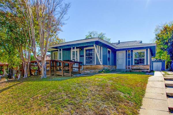 3641 Harley Avenue, Fort Worth, TX 76107