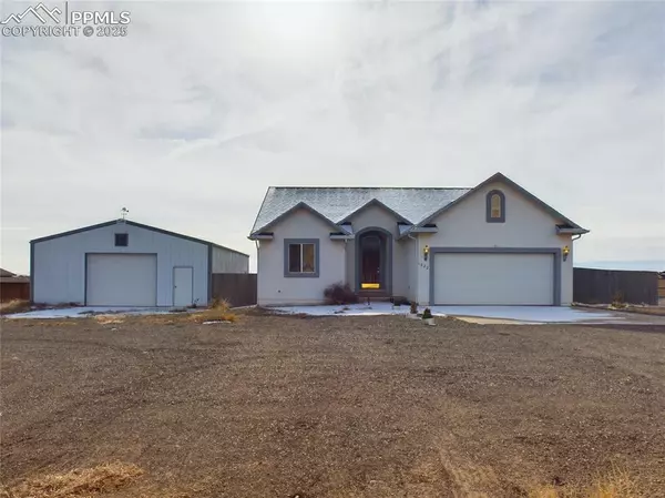 1022 W Stallion DR, Pueblo West, CO 81007