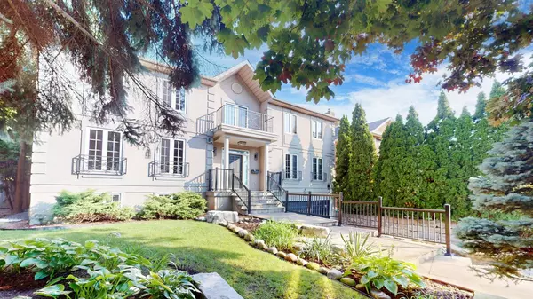 Toronto C12, ON M2P 1M1,72 Aldershot CRES