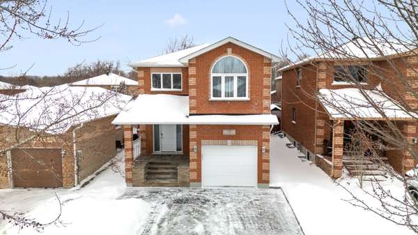 14 Butternut DR, Barrie, ON L4N 0E2