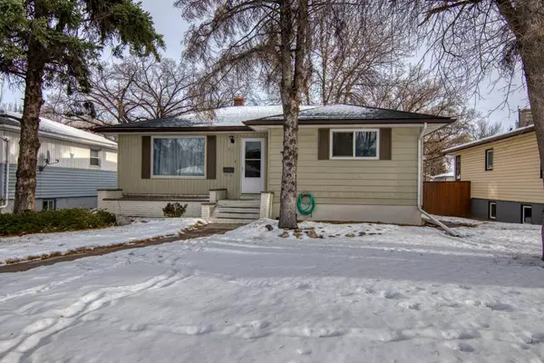 Lethbridge, AB T1J 3P2,417 25 ST S