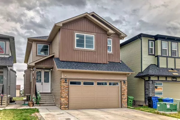 32 Saddlecrest Link Northeast, Calgary, AB T3J 0Z3