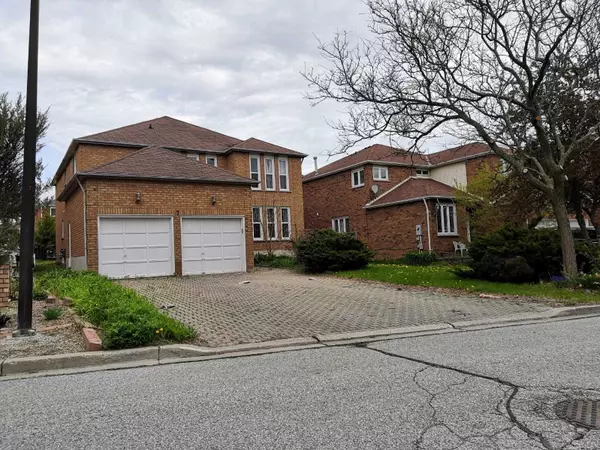 7 Brooklyn CRES, Markham, ON L3P 7C1