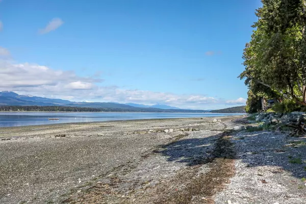 Denman Island, BC V0R 1T0,5791 Lacon Rd