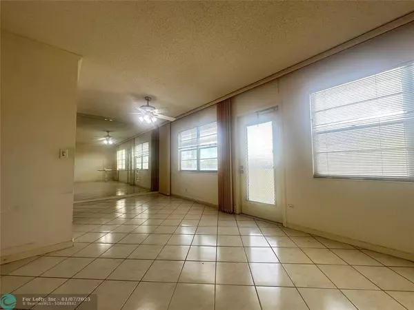 Deerfield Beach, FL 33442,451 Keswick C  #451