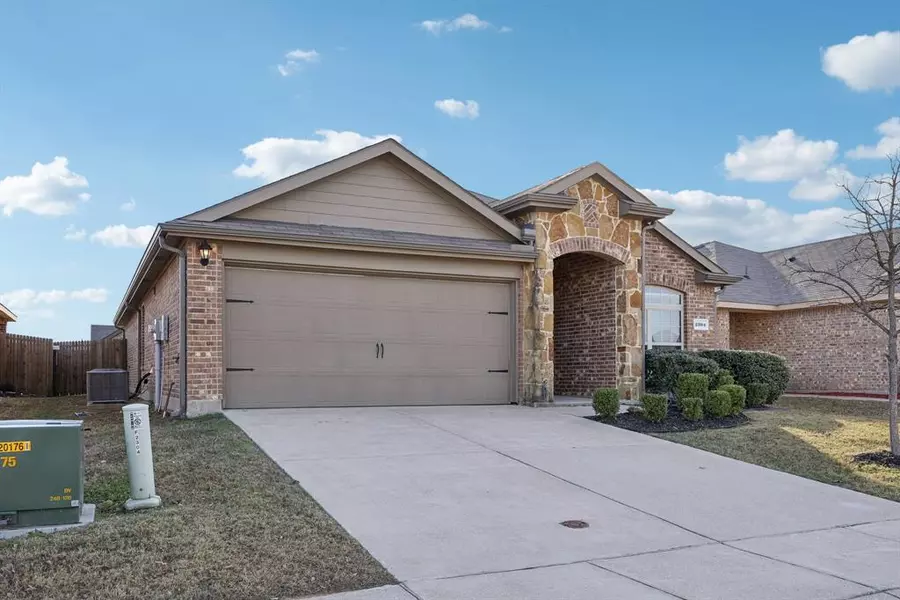 2304 Tombstone Road, Forney, TX 75126