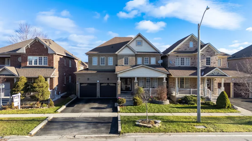 23 Kingshill RD, Richmond Hill, ON L4E 4B1