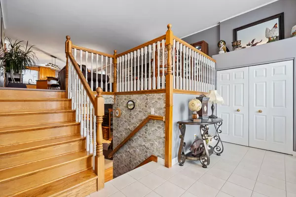 Chatham-kent, ON N7M 6L2,68 Sherwood CT