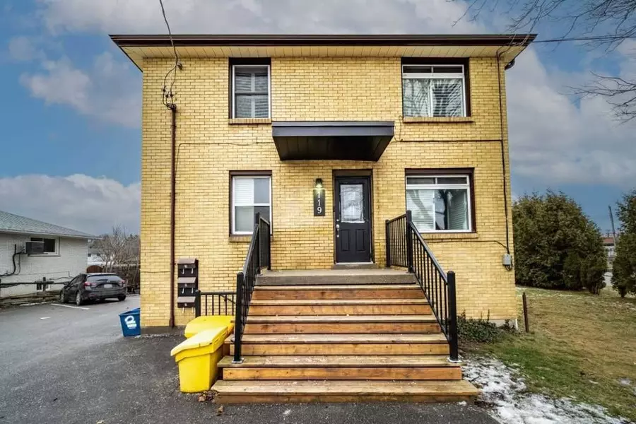 119 Grove ST E #1, Barrie, ON L4M 2P4