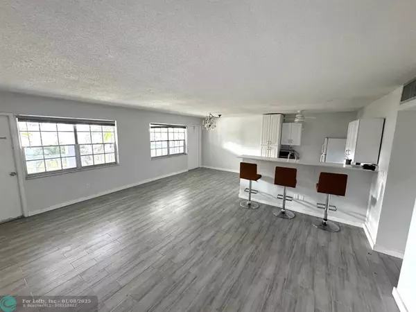 5200 NE 24th Ter  #C101, Fort Lauderdale, FL 33308