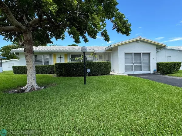 8223 NW 13th St, Plantation, FL 33322