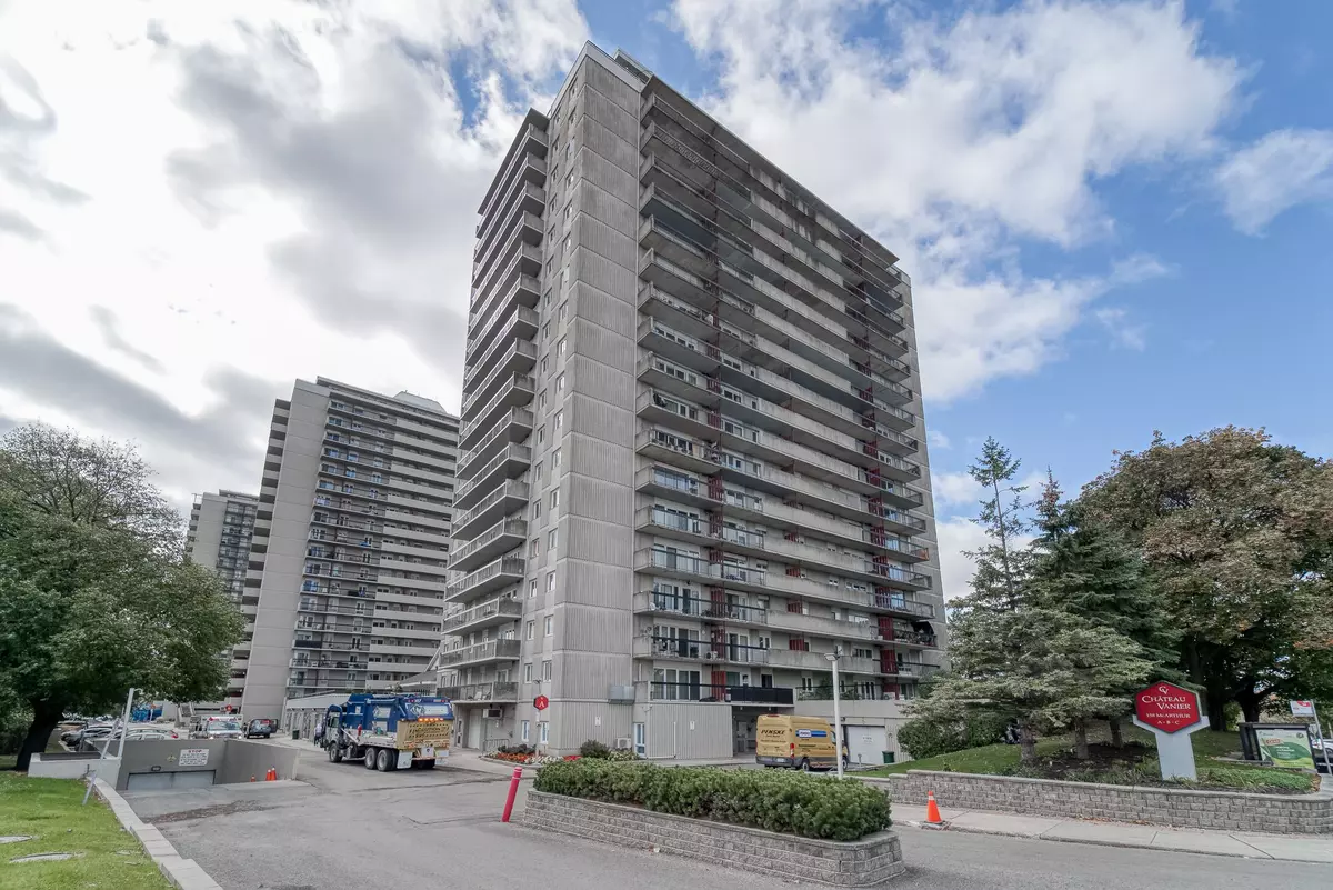 Vanier And Kingsview Park, ON K1L 7E7,158A Mcarthur AVE #PH6