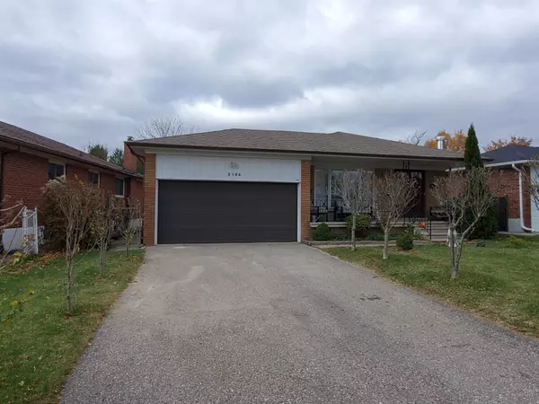 3164 Fieldgate DR, Mississauga, ON L4X 2H4