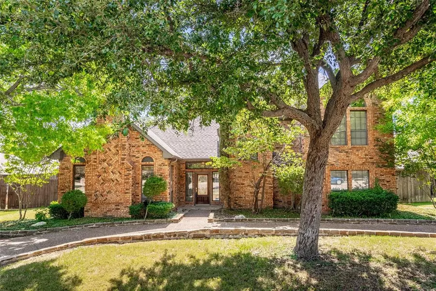 2703 Berkshire Drive, Carrollton, TX 75007