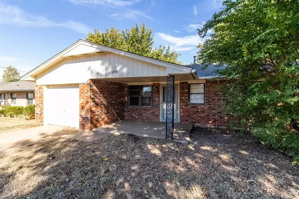 8905 NE 12th Street, Midwest City, OK 73110