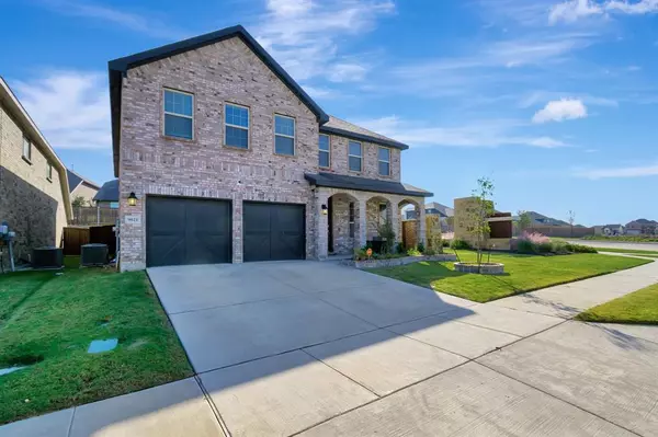 9021 Horse Herd Drive, Fort Worth, TX 76123