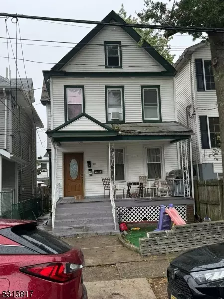 667 E 24th St, Paterson City, NJ 07504