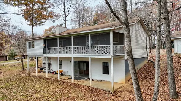 Blairsville, GA 30512,588 Rocky Top Heights Road