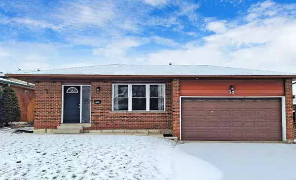 Newmarket, ON L3Y 6A6,39 Portland CRES #A