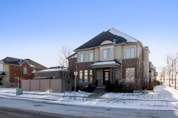 2 Sierra CRES, Halton Hills, ON L7G 0L8