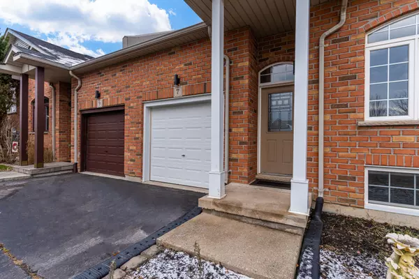 Norfolk, ON N3Y 5M9,7 Millcroft DR