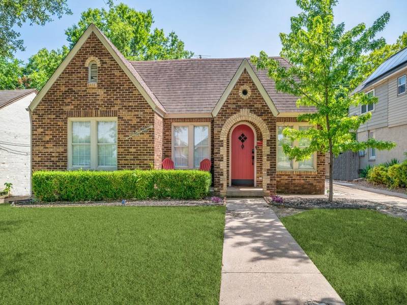 2426 Alco Avenue, Dallas, TX 75211