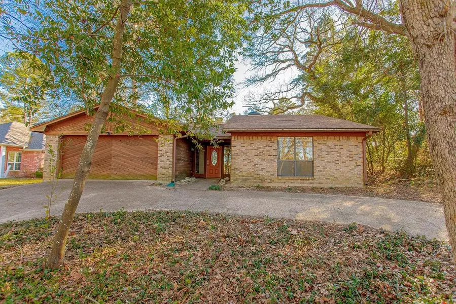 308 Rosewood Drive, Hideaway, TX 75771