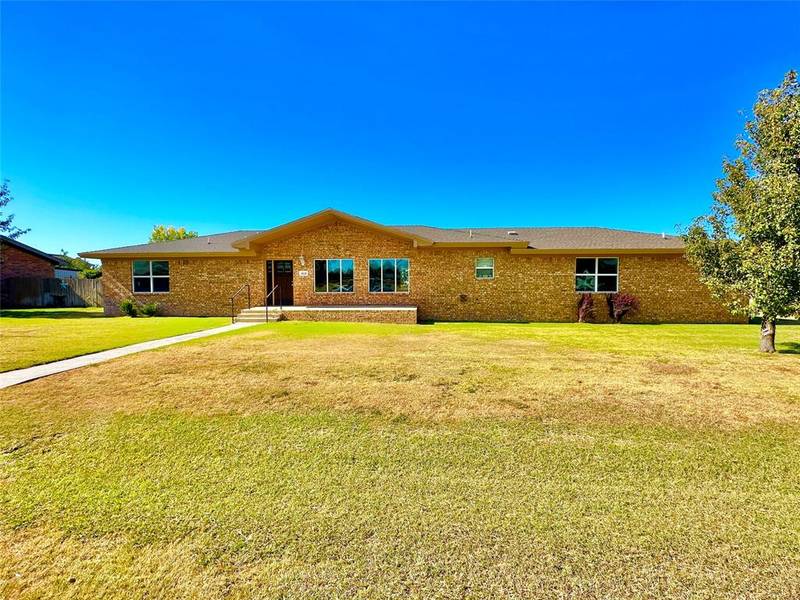 1010 S 4th Street, Texhoma, TX 73960