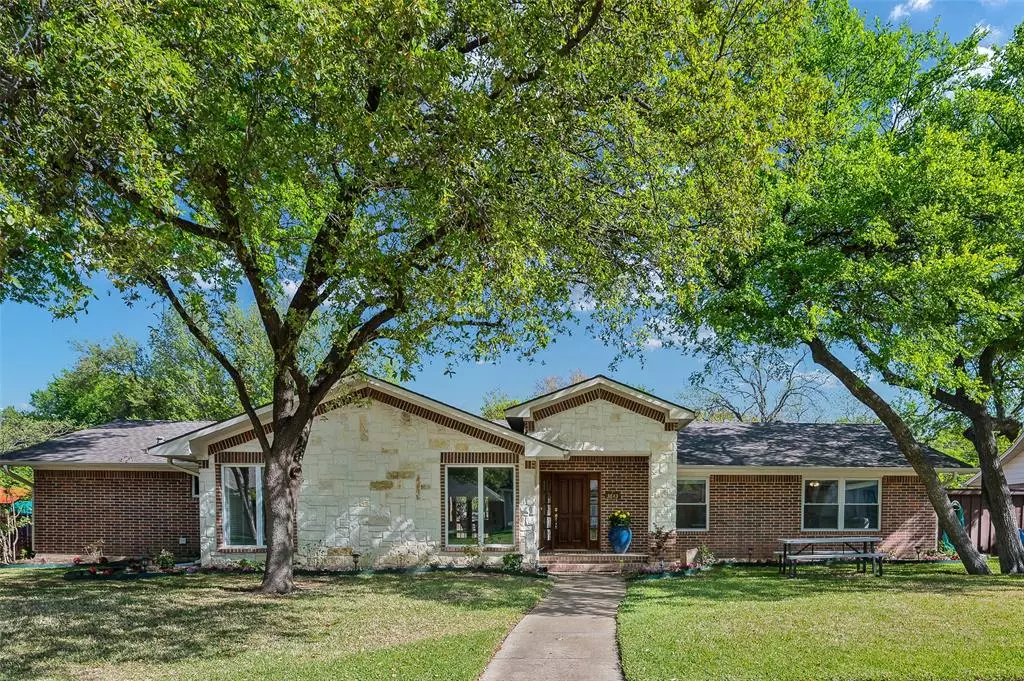 Dallas, TX 75229,3643 Midpines Drive