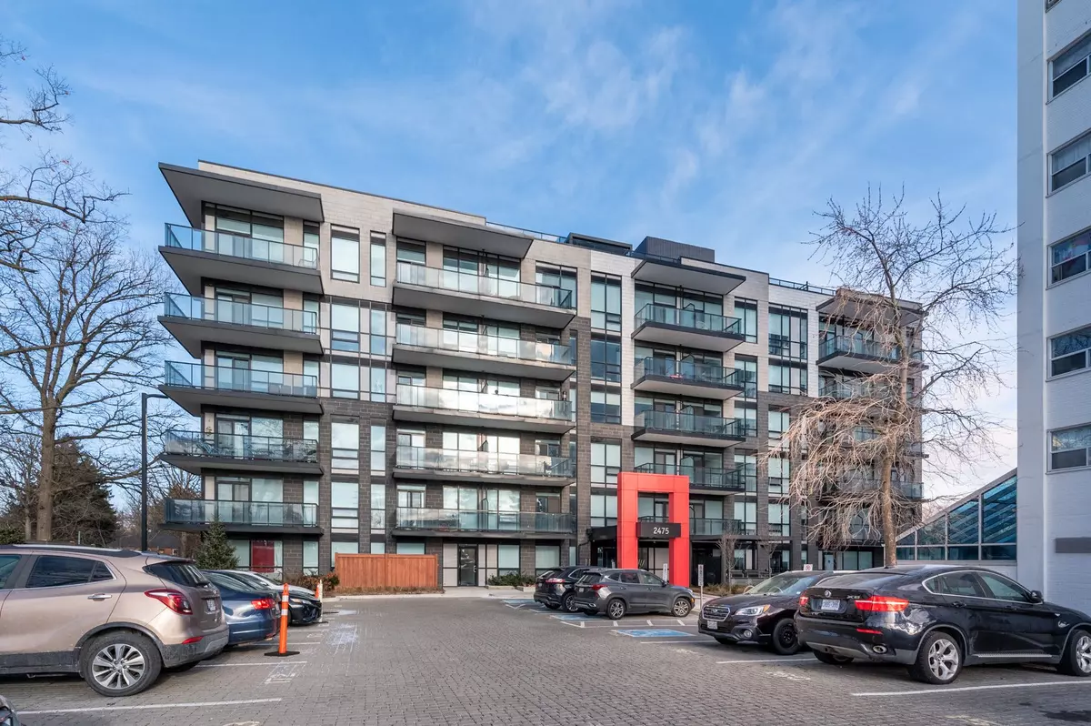 Mississauga, ON L5A 2G5,2475 Hurontario ST #605