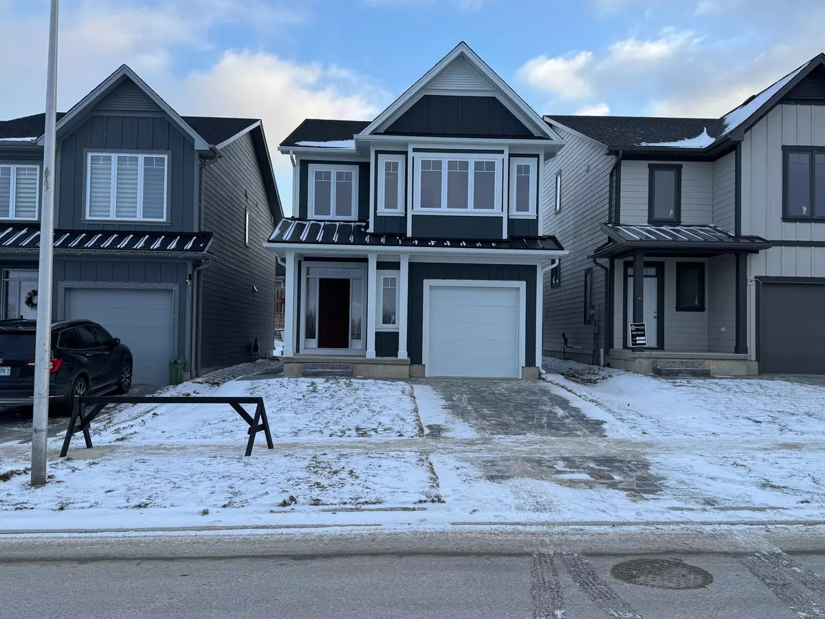 London, ON N5Z 0A9,957 DEVERON CRES N #UPPER