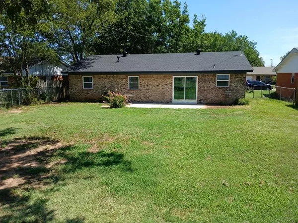 Tecumseh, OK 74873,310 Liza Lane