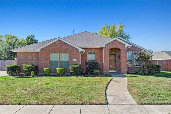 138 Yosemite Lane, Terrell, TX 75160