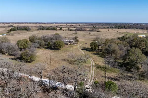 Purdon, TX 76679,1060 NW County Road 3055