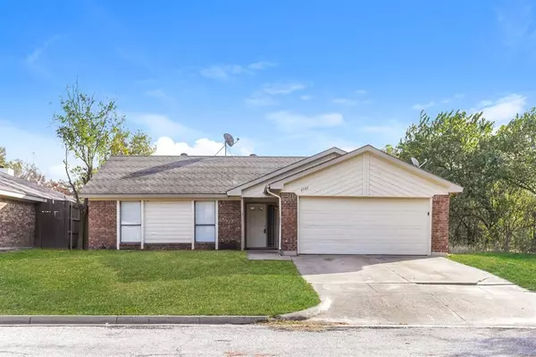 6505 Pilgrim Lane, Arlington, TX 76002