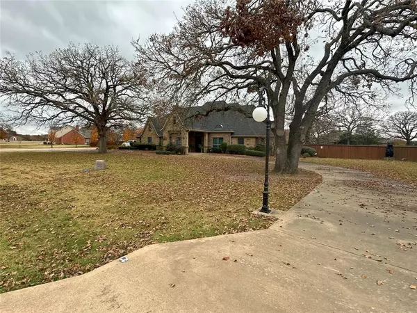 Kaufman, TX 75142,1044 S Bend Drive