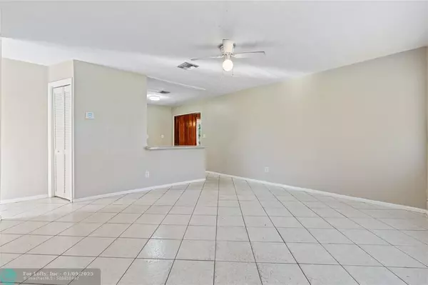 Pompano Beach, FL 33064,1644 NE 30th St