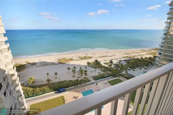 Pompano Beach, FL 33062,750 N Ocean Blvd  #1707