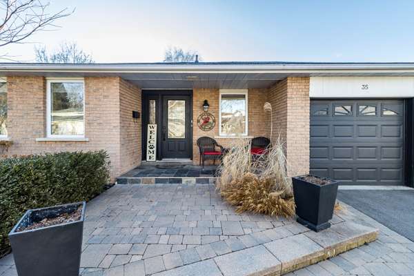 Markham, ON L3P 3G2,35 John Dexter PL