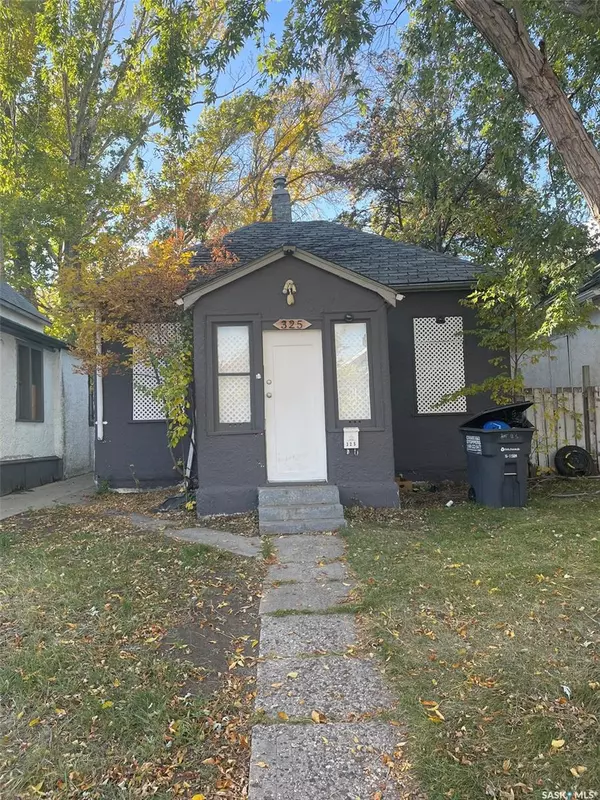 325 U AVENUE S, Saskatoon, SK S7M 3C2