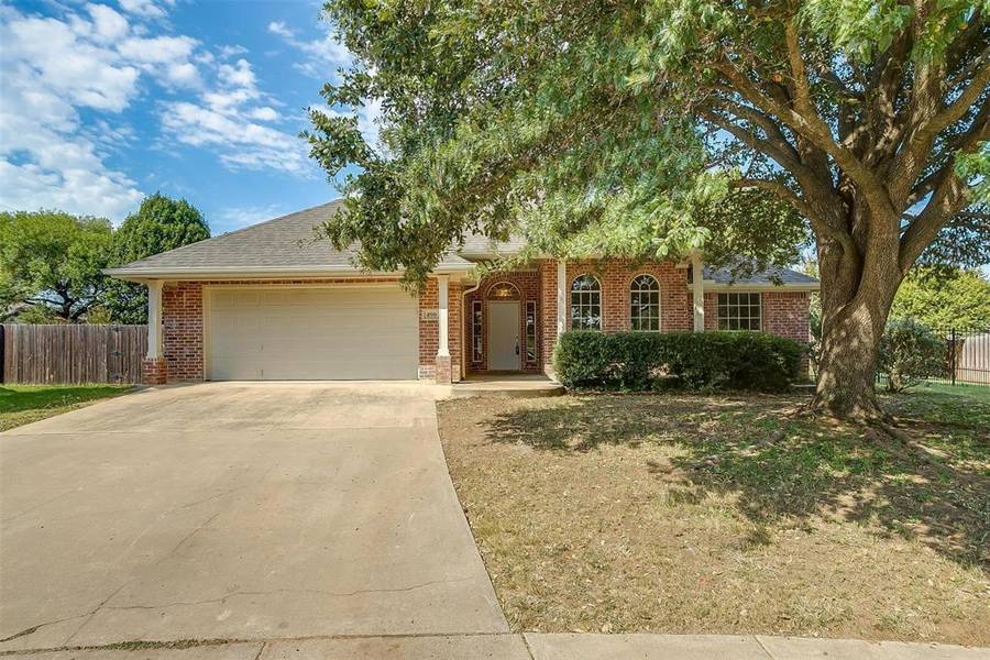 490 Wood Duck Court, Burleson, TX 76028