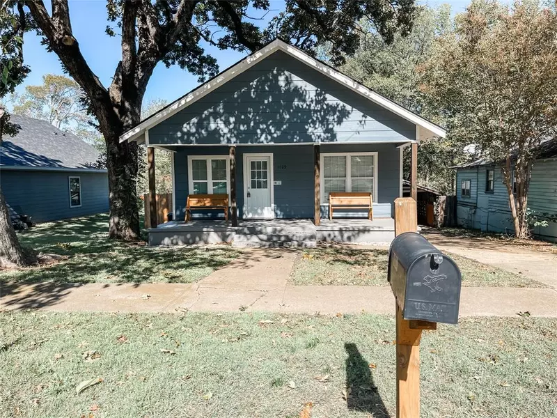 1129 W Owings Street, Denison, TX 75020