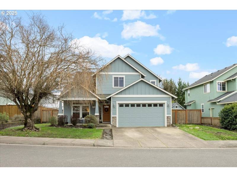 104 S 5TH ST, Carlton, OR 97111