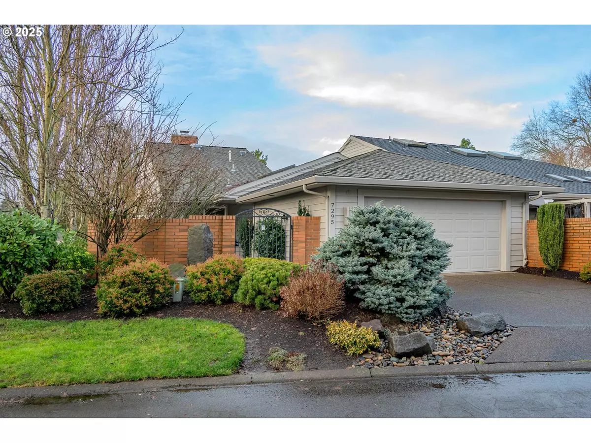 Wilsonville, OR 97070,7295 SW EAST LAKE CT