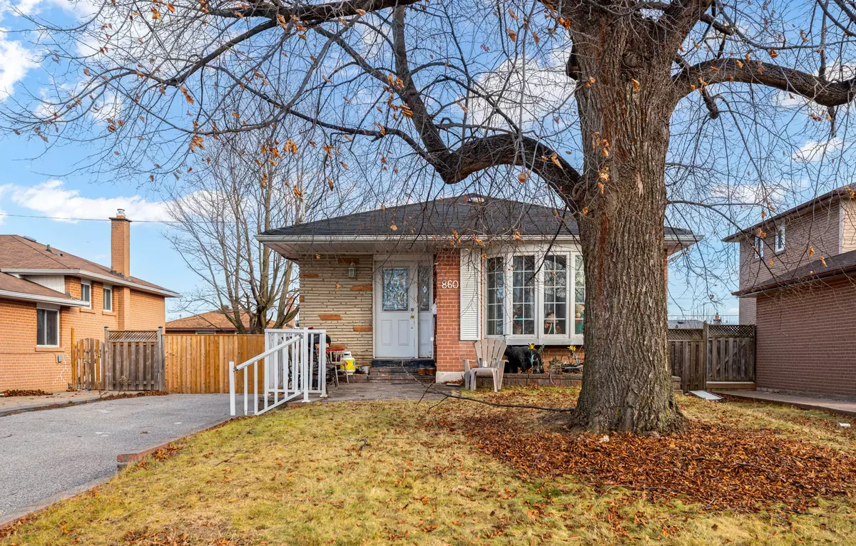 Pickering, ON L1W 2R4,860 Sanok DR