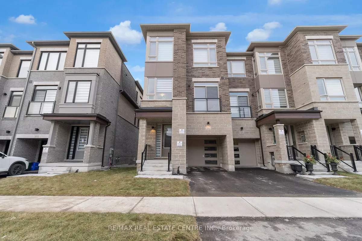 Vaughan, ON L4H 5L4,211 Tennant CIR